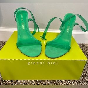 Gianni Bini sandals